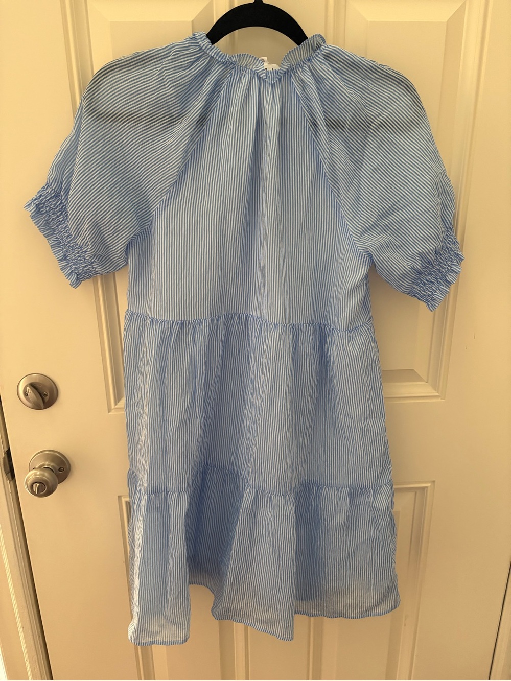 THML Flutter Sleeve Striped Tiered Dress Size XS - Picture 4 of 6